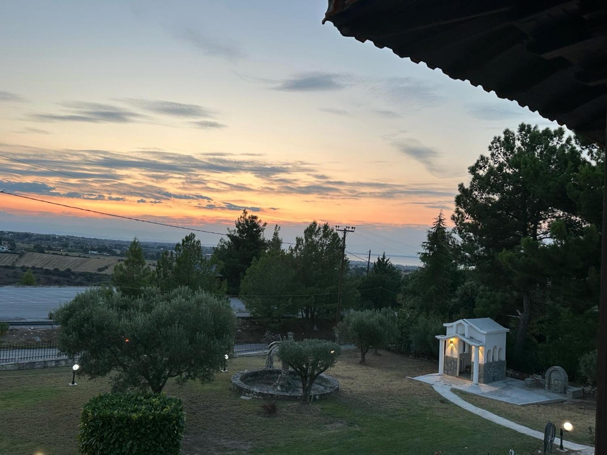 Archontiko Alexandros Luxury Suites Kardiá Exteriér fotografie